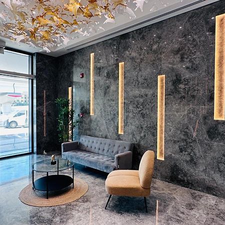Sunday Sheikh Zayed Road Concord Tower By Belvilla Dubai Bagian luar foto
